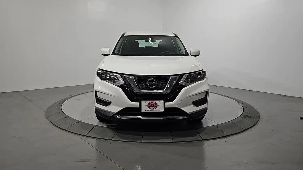 2018 Nissan Rogue - Image 9 of 12