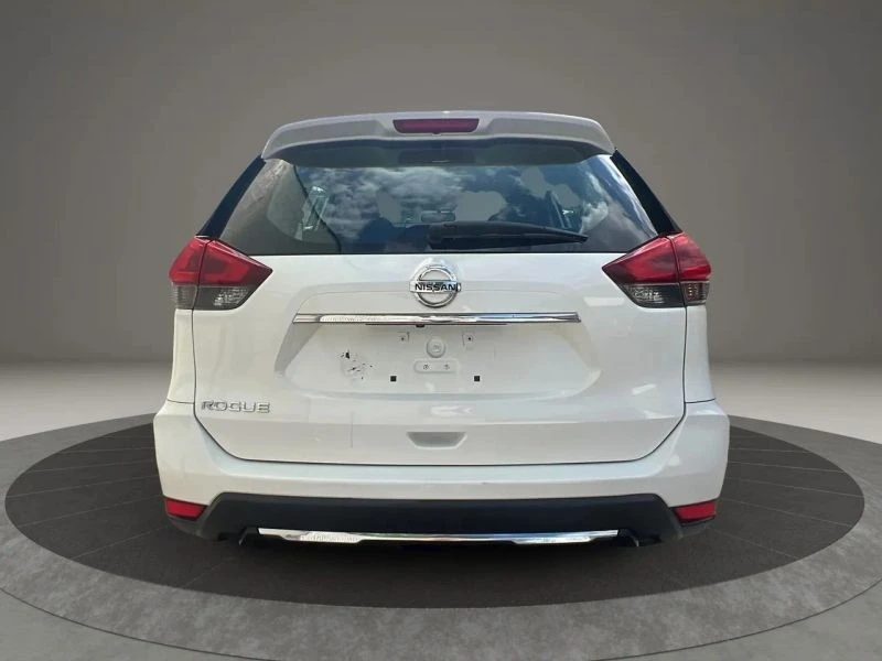 2018 Nissan Rogue - Image 6 of 12