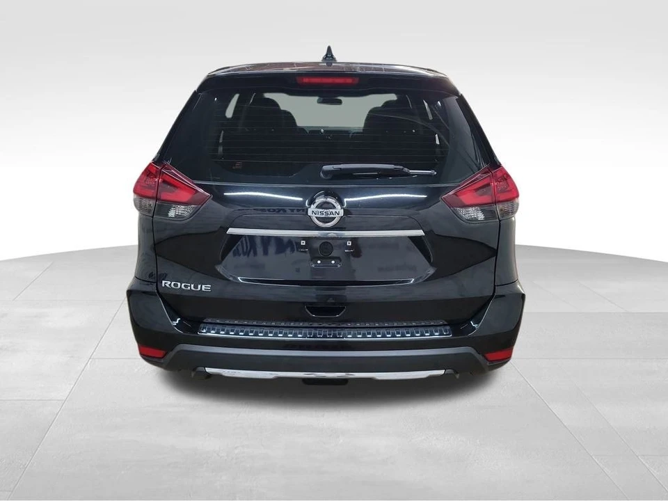 2018 Nissan Rogue - Image 5 of 12