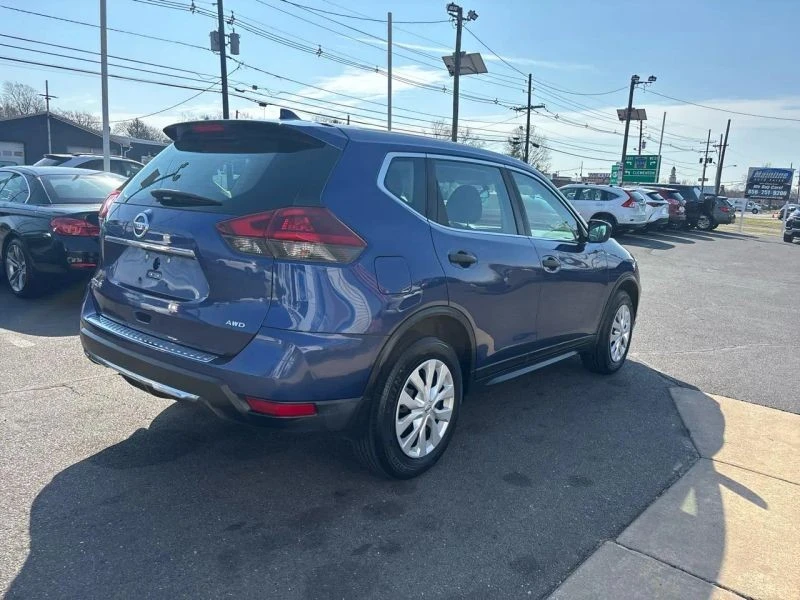 2018 Nissan Rogue - Image 7 of 12