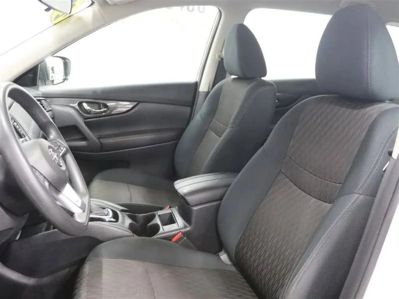 2018 Nissan Rogue - Image 9 of 12