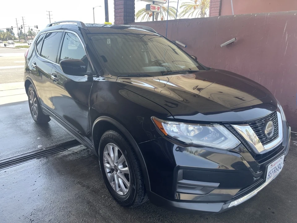 2018 Nissan Rogue - Image 13 of 20