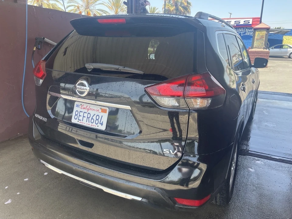 2018 Nissan Rogue - Image 3 of 20