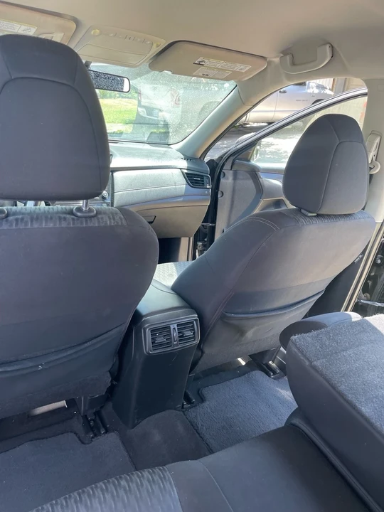 2018 Nissan Rogue - Image 15 of 20