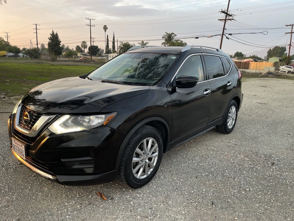 2018 Nissan Rogue - Image 5 of 20