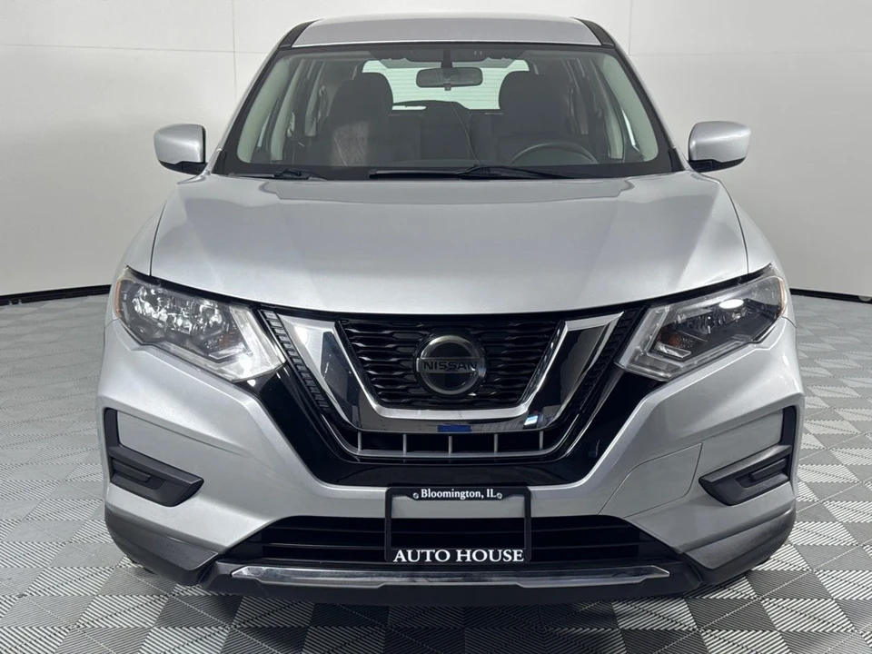 2018 Nissan Rogue - Image 9 of 12