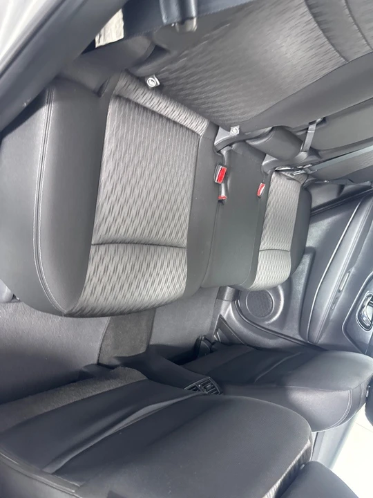 2018 Nissan Rogue - Image 21 of 21
