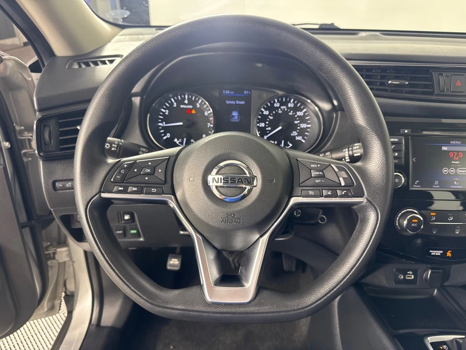2018 Nissan Rogue - Image 14 of 21