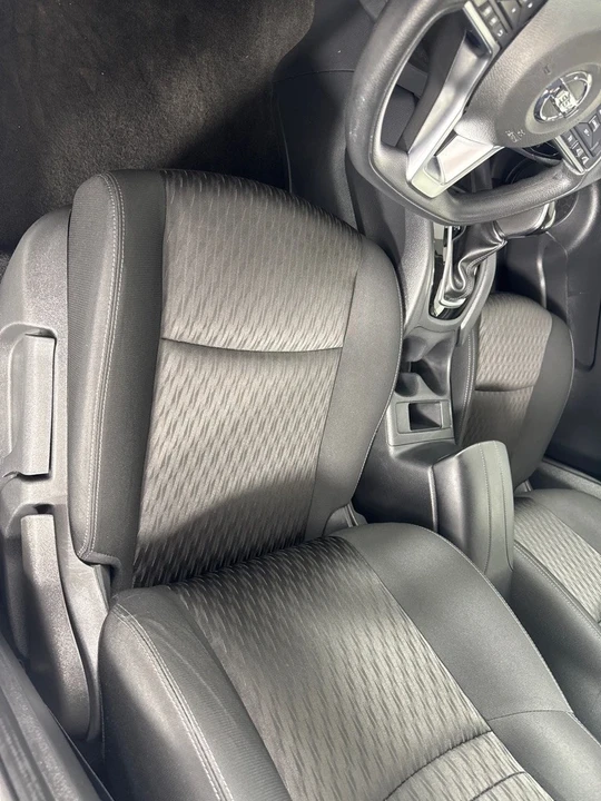 2018 Nissan Rogue - Image 11 of 12