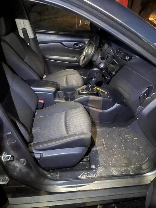 2018 Nissan Rogue - Image 9 of 9