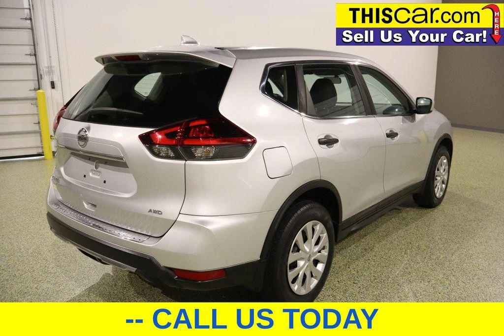 2018 Nissan Rogue - Image 9 of 12
