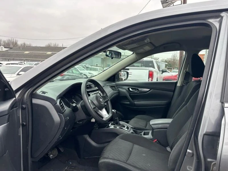 2018 Nissan Rogue - Image 5 of 5