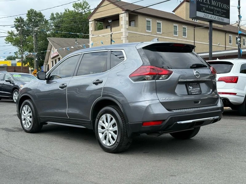 2018 Nissan Rogue - Image 5 of 12