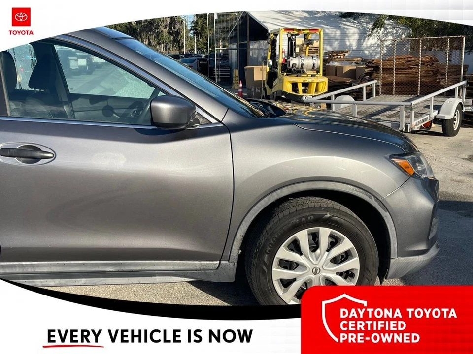 2018 Nissan Rogue - Image 4 of 10