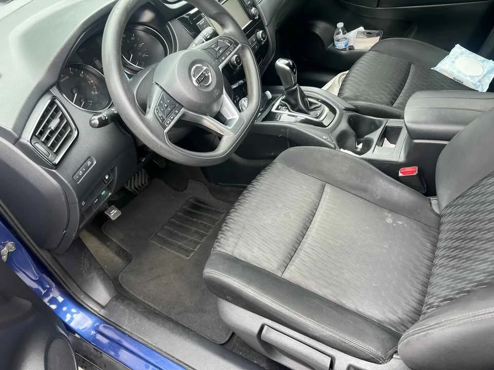 2018 Nissan Rogue - Image 7 of 8