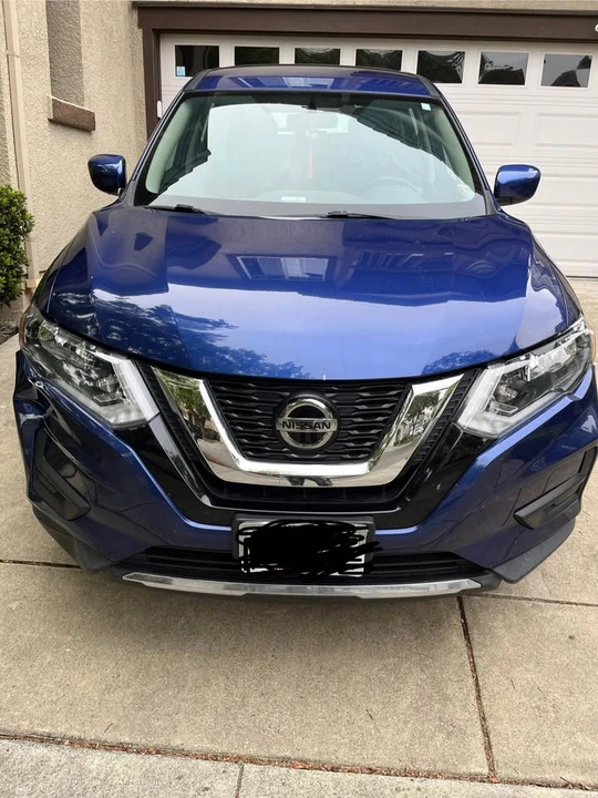 2018 Nissan Rogue - Image 3 of 3