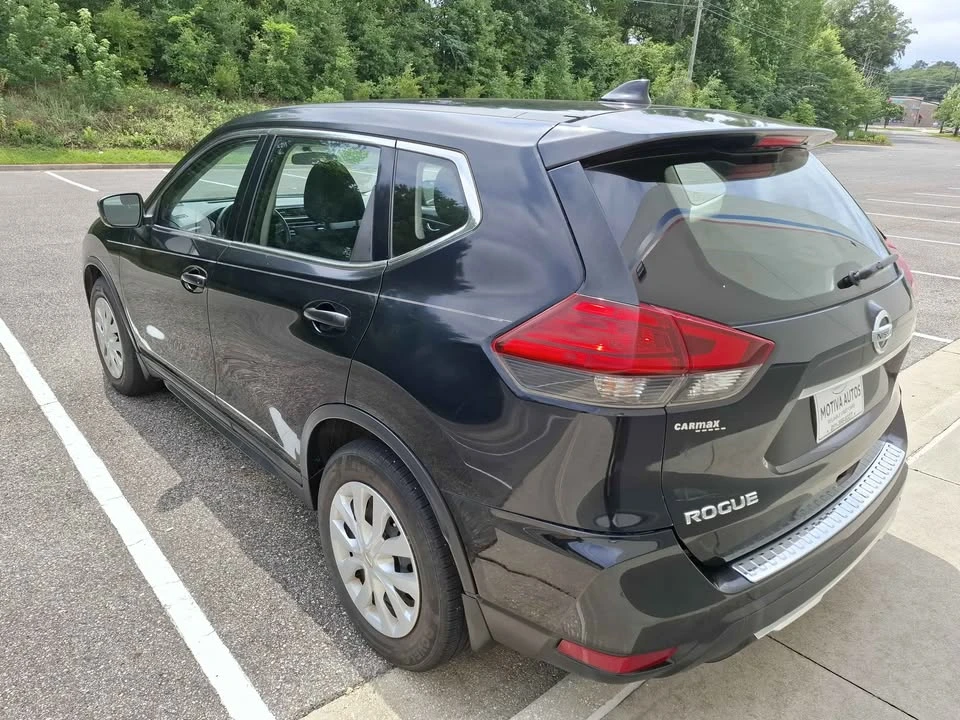 2018 Nissan Rogue - Image 4 of 10