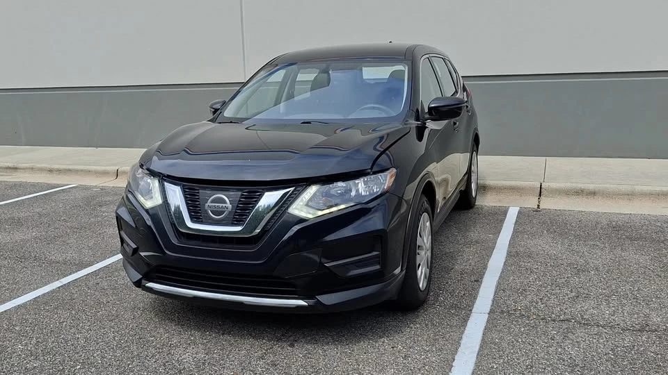 2018 Nissan Rogue - Image 10 of 10