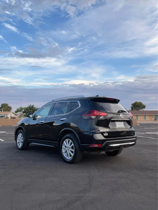 2018 Nissan Rogue - Image 4 of 7