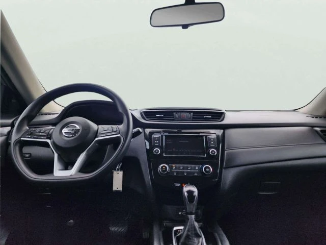 2018 Nissan Rogue - Image 10 of 21