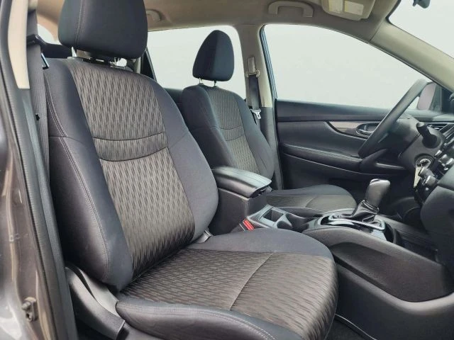 2018 Nissan Rogue - Image 13 of 21