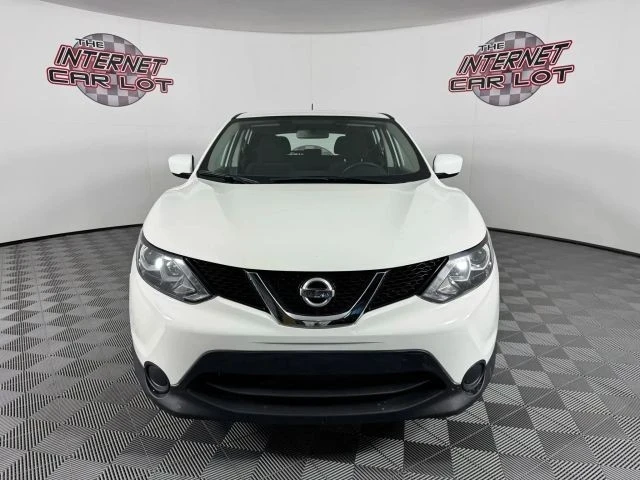 2018 Nissan Rogue - Image 2 of 12