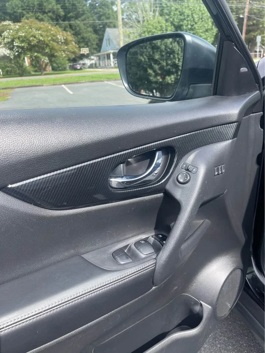 2018 Nissan Rogue - Image 12 of 18