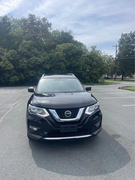 2018 Nissan Rogue - Image 2 of 18