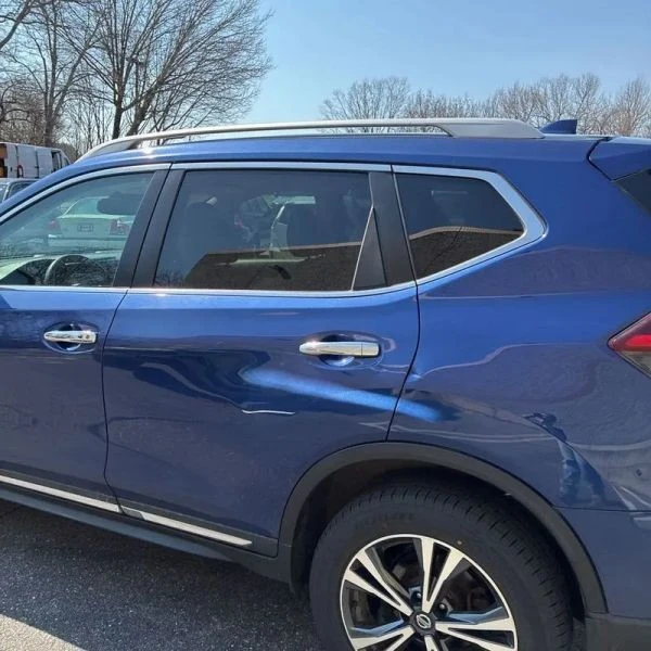 2018 Nissan Rogue - Image 4 of 12