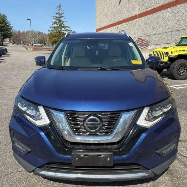 2018 Nissan Rogue - Image 11 of 12