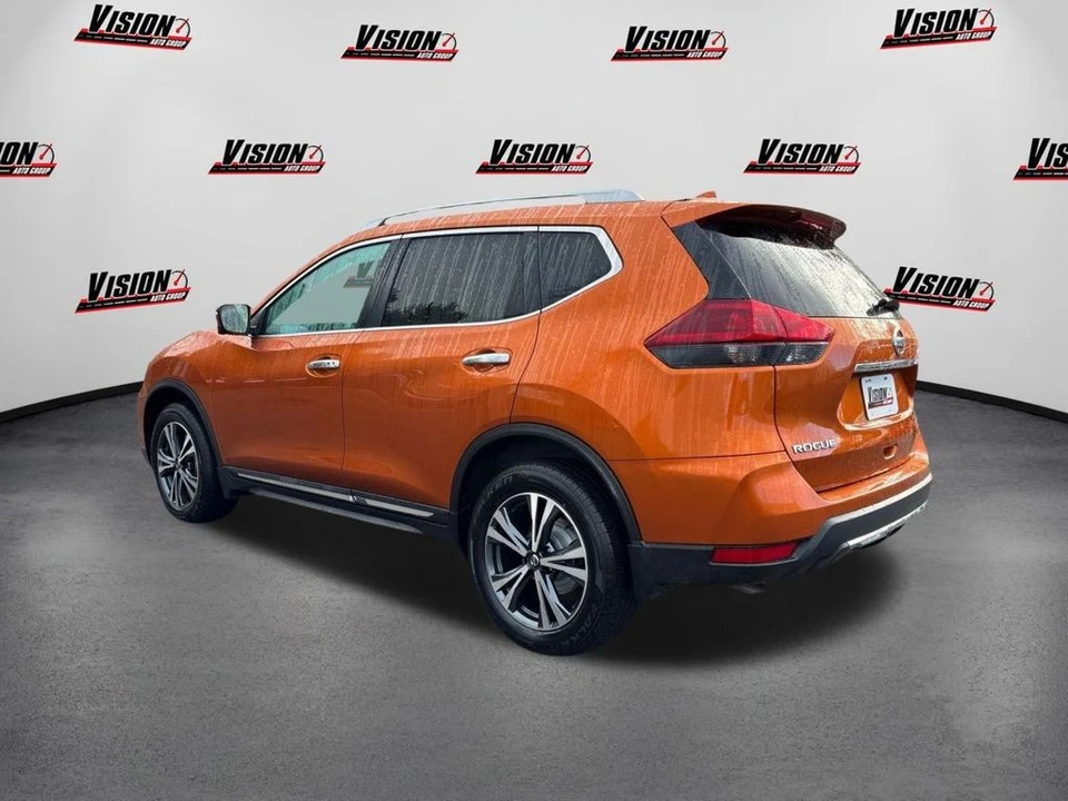 2018 Nissan Rogue - Image 7 of 12