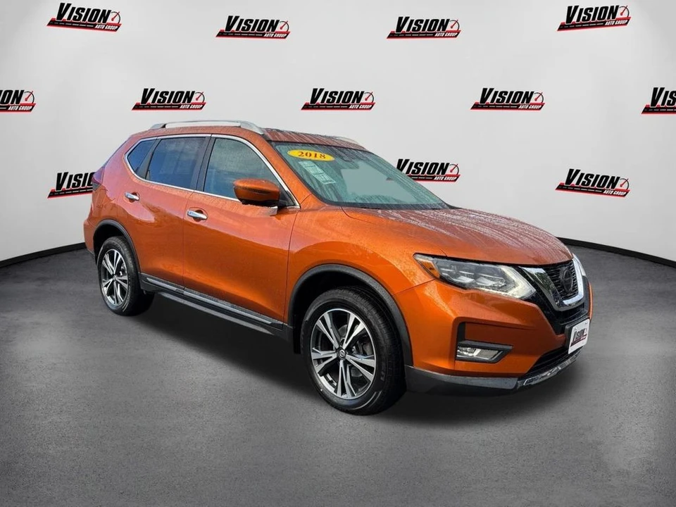 2018 Nissan Rogue - Image 3 of 12