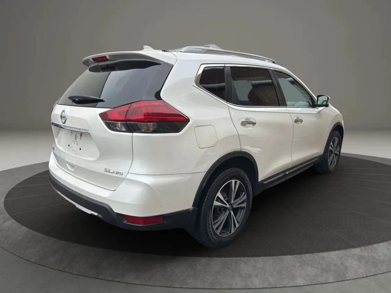 2018 Nissan Rogue - Image 5 of 12