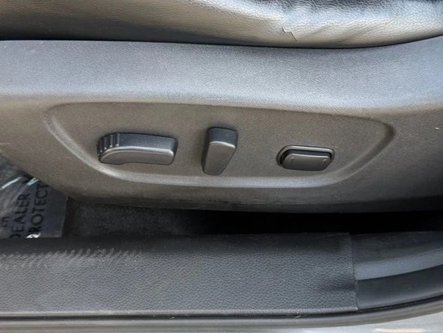 2018 Nissan Rogue - Image 19 of 21