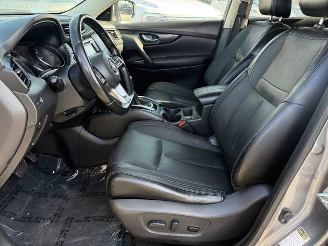 2018 Nissan Rogue - Image 16 of 21