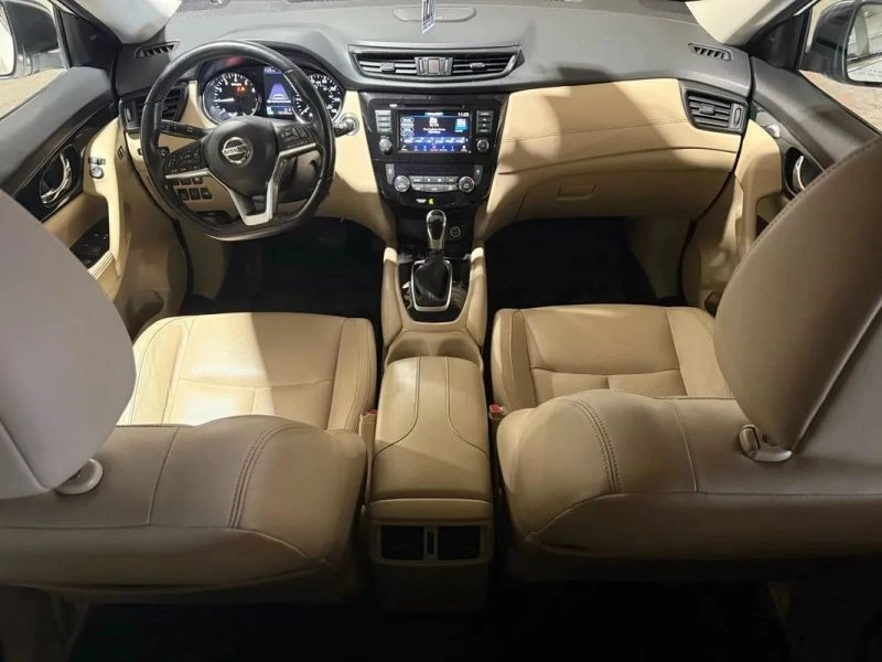 2018 Nissan Rogue - Image 8 of 12
