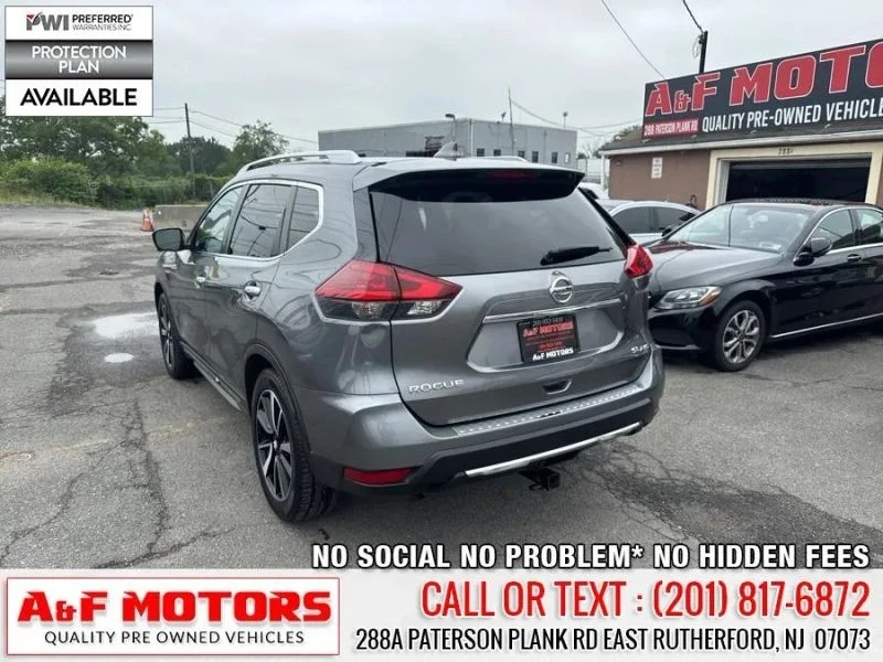 2018 Nissan Rogue - Image 8 of 12