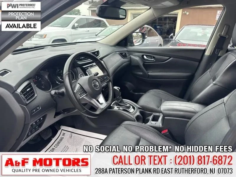 2018 Nissan Rogue - Image 11 of 12