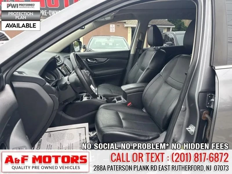 2018 Nissan Rogue - Image 10 of 12