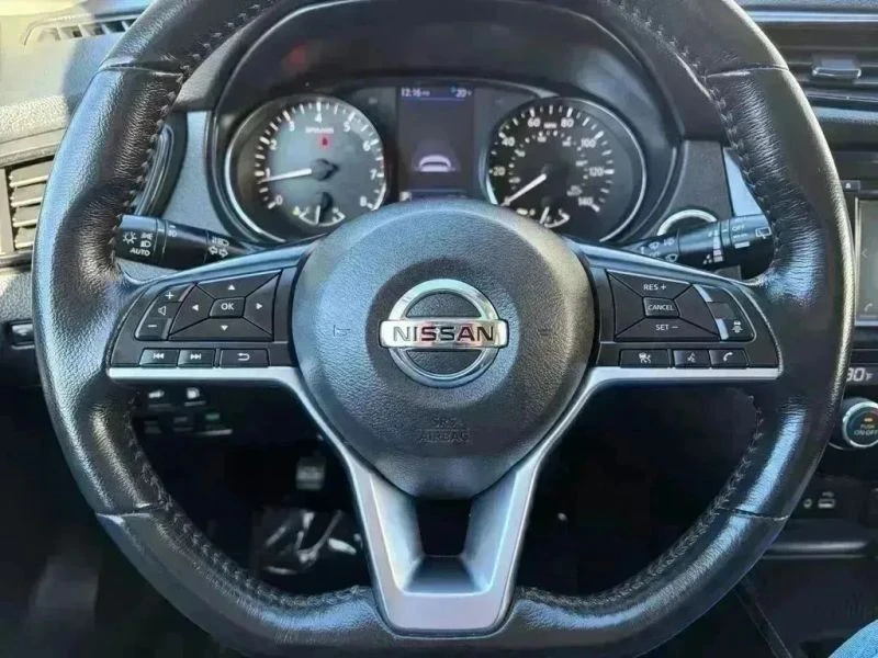2018 Nissan Rogue - Image 12 of 12