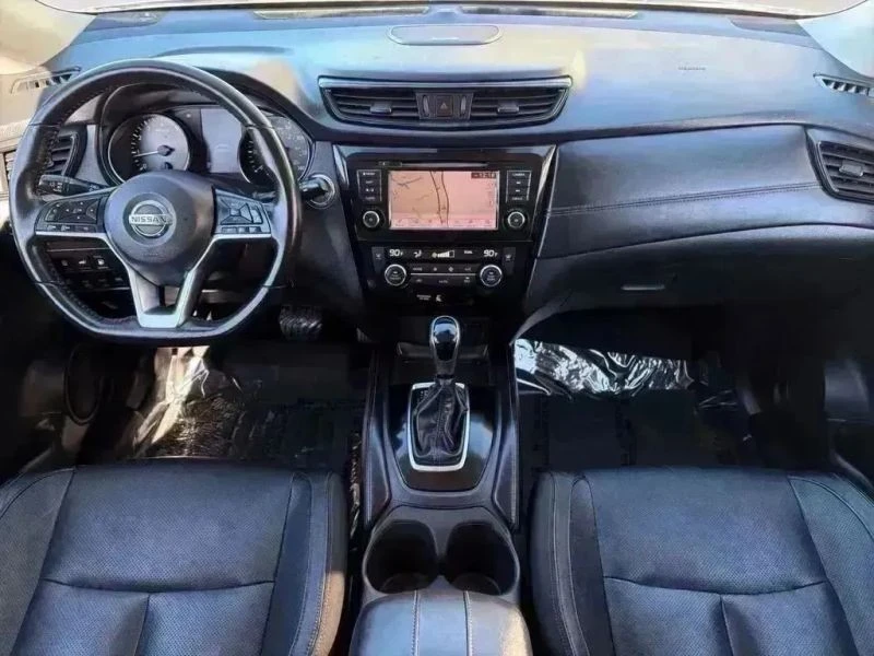 2018 Nissan Rogue - Image 10 of 12