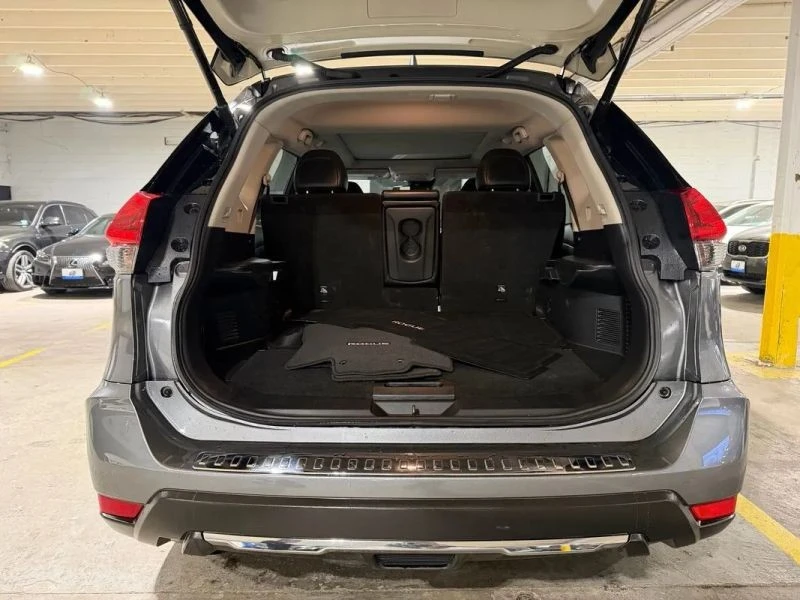 2018 Nissan Rogue - Image 7 of 12