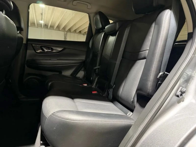 2018 Nissan Rogue - Image 12 of 12