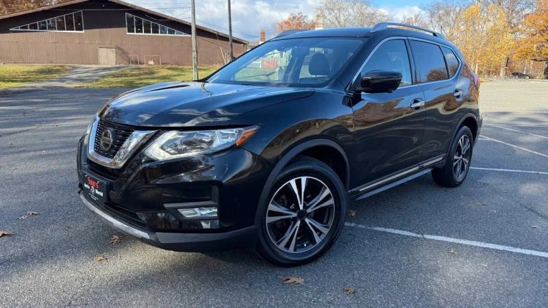 2018 Nissan Rogue - Image 2 of 12