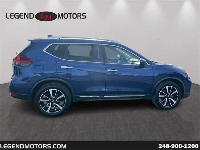 2018 Nissan Rogue - Image 9 of 12