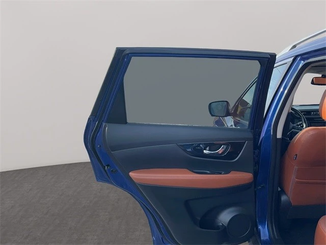 2018 Nissan Rogue - Image 13 of 21