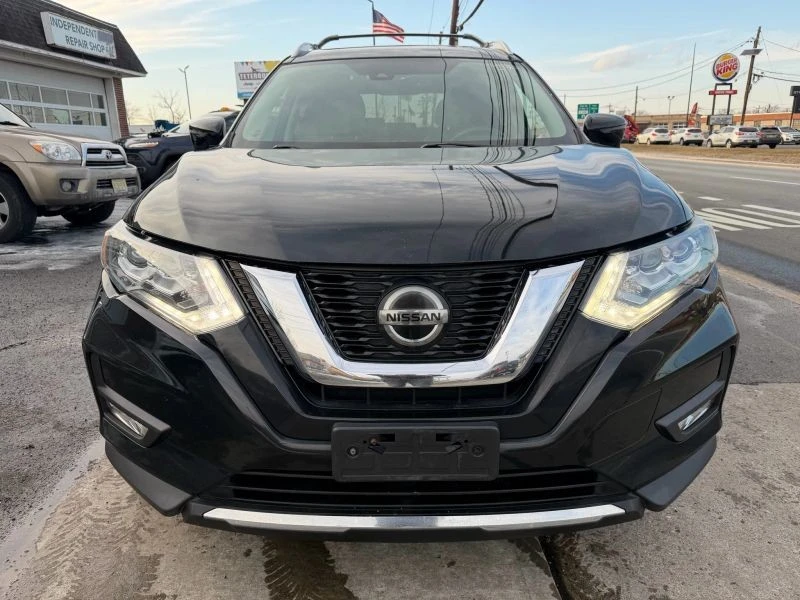 2018 Nissan Rogue - Image 2 of 12