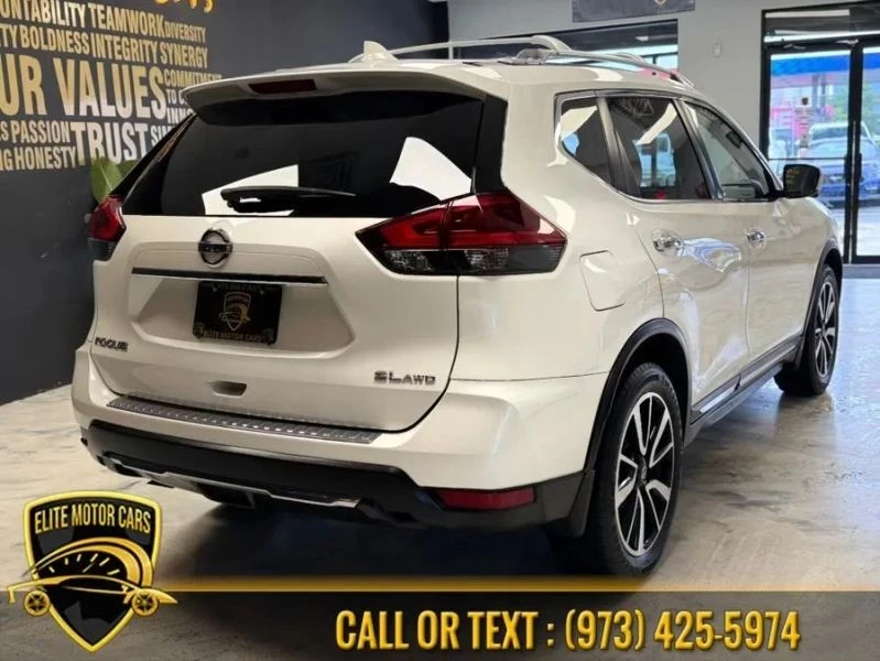 2018 Nissan Rogue - Image 4 of 12