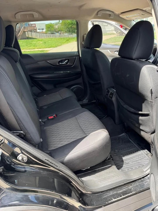 2018 Nissan Rogue - Image 12 of 13