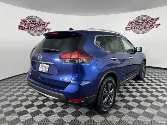 2018 Nissan Rogue - Image 7 of 12